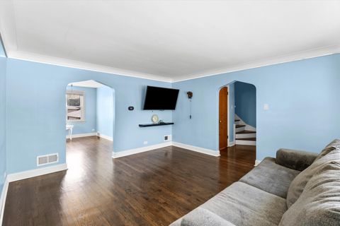 Tiny photo for 1523 Cuyler Avenue, Berwyn, IL 60402 (MLS # 12473510)