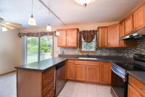 Tiny photo for 5096 Welsh Road, Rockford, IL 61107 (MLS # 12668241)