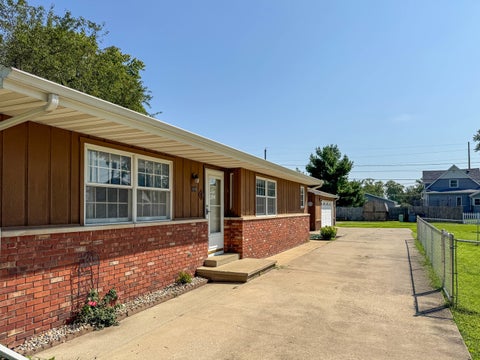 Tiny photo for 1919 S Jefferson Street, Tilton, IL 61833 (MLS # 12742345)