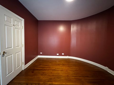 Tiny photo for 7031 N Sheridan Road #2E, Chicago, IL 60626 (MLS # 12615217)