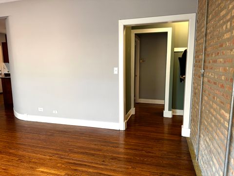 Tiny photo for 7031 N Sheridan Road #2E, Chicago, IL 60626 (MLS # 12615217)