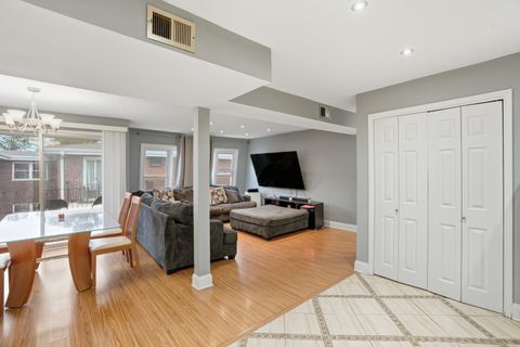 Tiny photo for 9708 S NOTTINGHAM Avenue #9, Chicago Ridge, IL 60415 (MLS # 12502366)