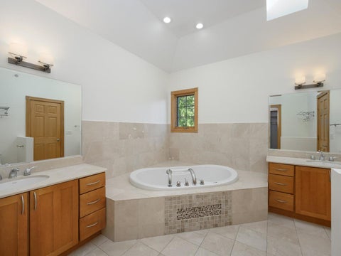 Tiny photo for 2618 Glenview Avenue, Park Ridge, IL 60068 (MLS # 12795757)