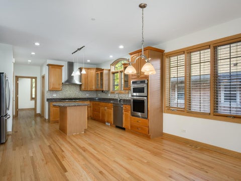 Tiny photo for 2618 Glenview Avenue, Park Ridge, IL 60068 (MLS # 12795757)