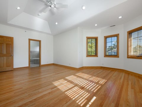 Tiny photo for 2618 Glenview Avenue, Park Ridge, IL 60068 (MLS # 12795757)