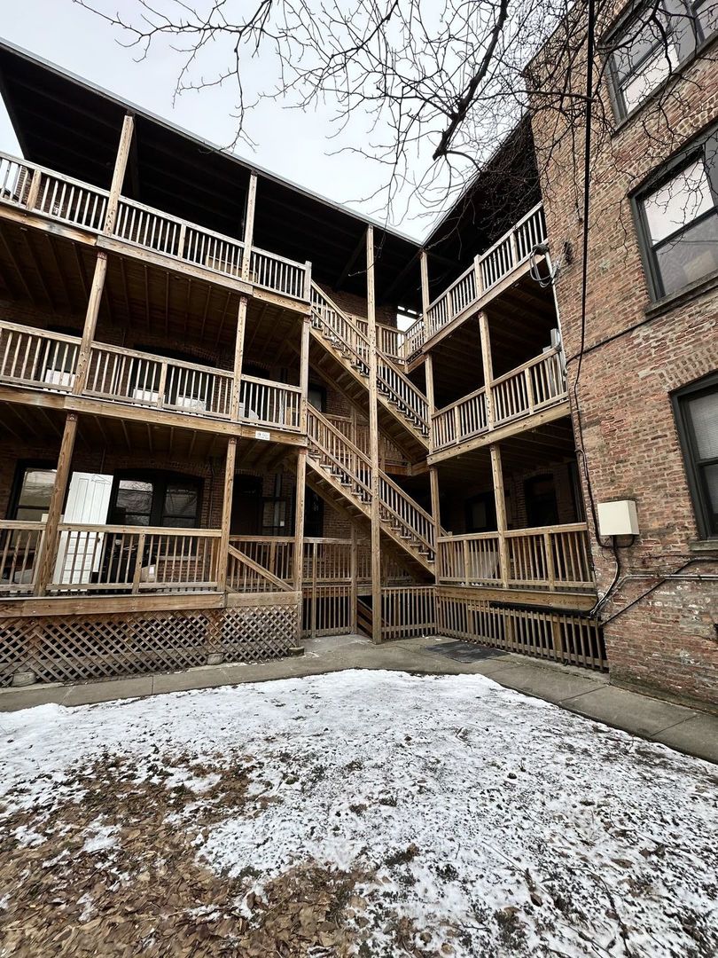 616 S Loomis Street 1