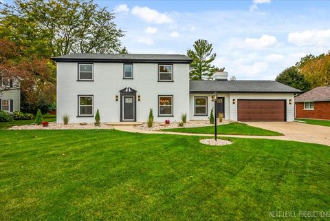 Tiny photo for 27 S Canterbury Road, Aurora, IL 60506 (MLS # 12502789)