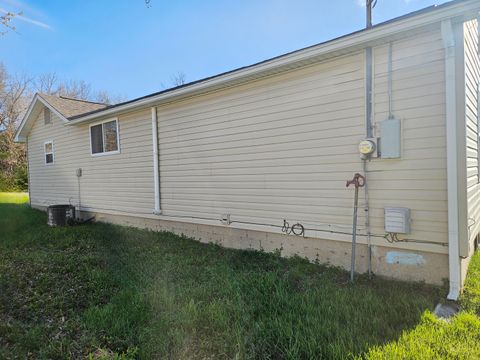 Tiny photo for 502 W 9th Street, West Frankfort, IL 62896 (MLS # 12605797)