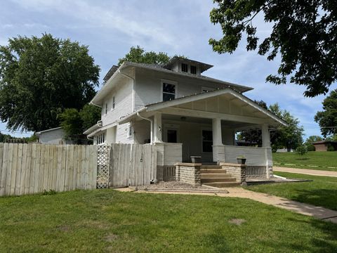Photo of 829 11th Avenue, Fulton, IL 61252 (MLS # 12664662)
