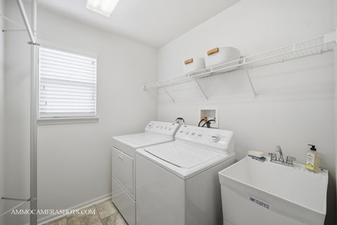 Tiny photo for 1329 Turnberry Lane, Mundelein, IL 60060 (MLS # 12482423)