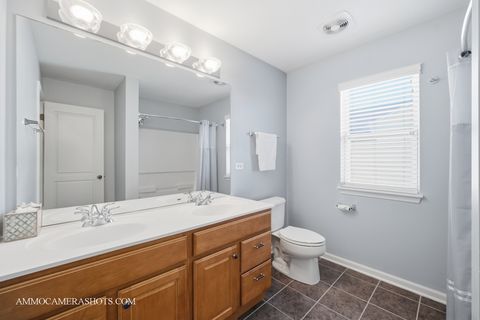 Tiny photo for 1329 Turnberry Lane, Mundelein, IL 60060 (MLS # 12482423)