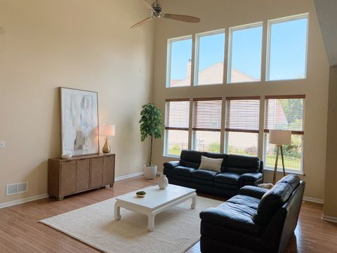 Tiny photo for 1329 Turnberry Lane, Mundelein, IL 60060 (MLS # 12482423)