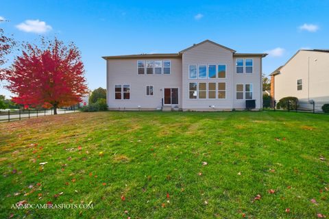 Tiny photo for 1329 Turnberry Lane, Mundelein, IL 60060 (MLS # 12482423)