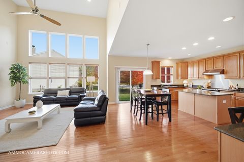 Tiny photo for 1329 Turnberry Lane, Mundelein, IL 60060 (MLS # 12482423)