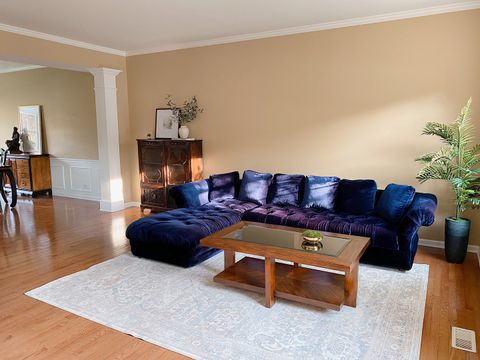 Tiny photo for 1329 Turnberry Lane, Mundelein, IL 60060 (MLS # 12482423)