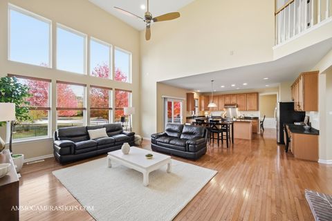 Tiny photo for 1329 Turnberry Lane, Mundelein, IL 60060 (MLS # 12482423)