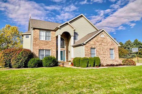 Photo of 13622 Whitetail Drive, Bloomington, IL 61705 (MLS # 12504220)