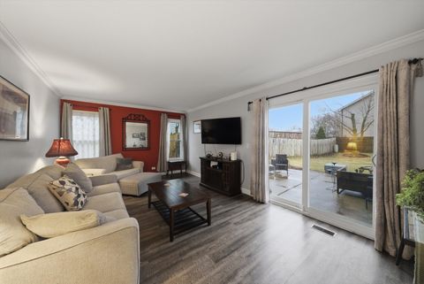 Tiny photo for 2482 Hedge Row Drive, Aurora, IL 60502 (MLS # 12500975)