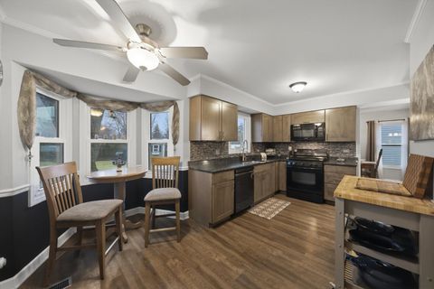 Tiny photo for 2482 Hedge Row Drive, Aurora, IL 60502 (MLS # 12500975)