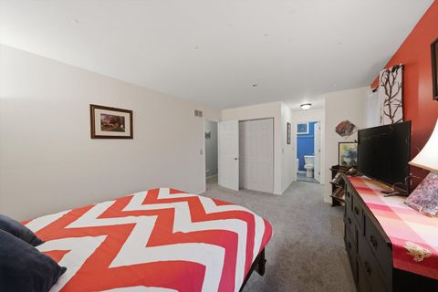 Tiny photo for 2482 Hedge Row Drive, Aurora, IL 60502 (MLS # 12500975)