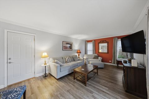 Tiny photo for 2482 Hedge Row Drive, Aurora, IL 60502 (MLS # 12500975)