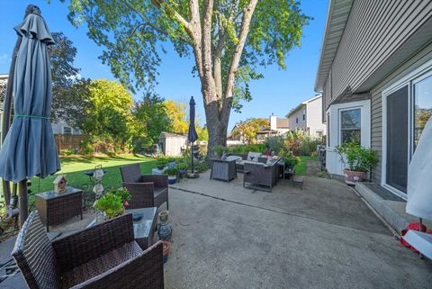 Tiny photo for 2482 Hedge Row Drive, Aurora, IL 60502 (MLS # 12500975)