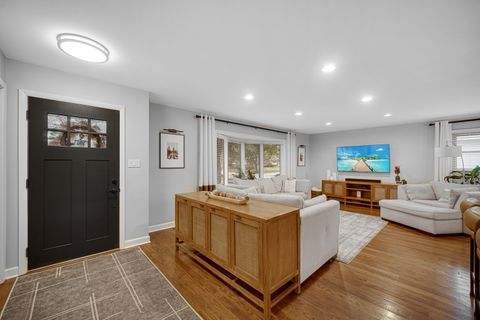 Tiny photo for 529 Birch Street, Itasca, IL 60143 (MLS # 12502967)