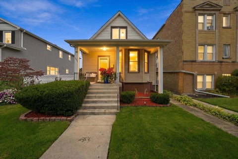 Tiny photo for 6623 31st Street, Berwyn, IL 60402 (MLS # 12786745)