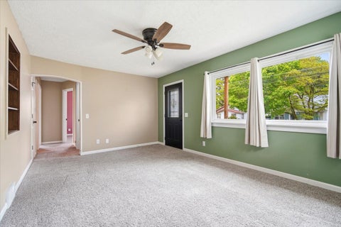 Tiny photo for 1112 Eastholme Avenue, Bloomington, IL 61701 (MLS # 12651018)