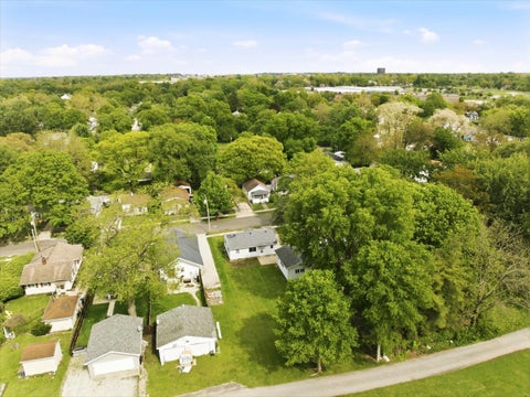 Tiny photo for 1112 Eastholme Avenue, Bloomington, IL 61701 (MLS # 12651018)