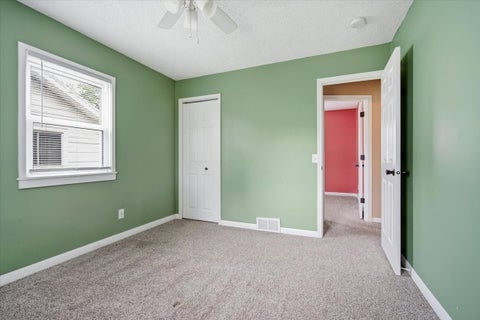 Tiny photo for 1112 Eastholme Avenue, Bloomington, IL 61701 (MLS # 12651018)