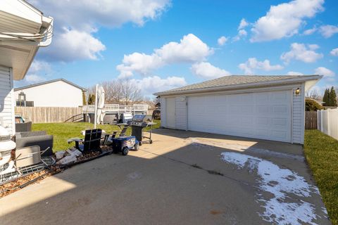 Tiny photo for 1712 Mandan Village Drive, Plainfield, IL 60586 (MLS # 12555169)