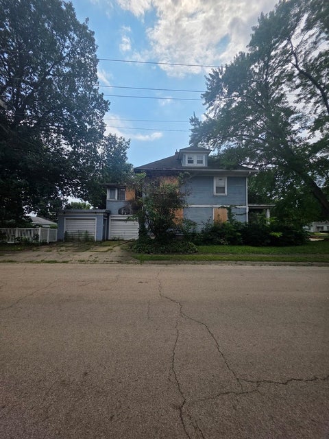 Tiny photo for 912 Locust Street, Sterling, IL 61081 (MLS # 12740028)