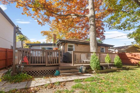 Tiny photo for 1013 Longaker Road, Northbrook, IL 60062 (MLS # 12503985)