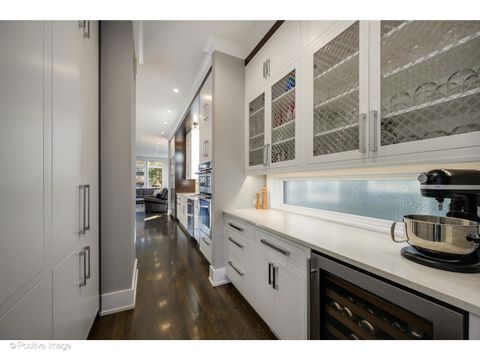 Tiny photo for 2107 W Bradley Place, Chicago, IL 60618 (MLS # 12520914)