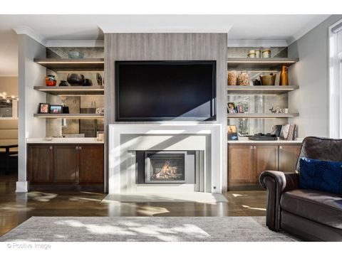 Tiny photo for 2107 W Bradley Place, Chicago, IL 60618 (MLS # 12520914)