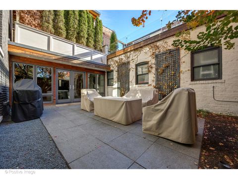 Tiny photo for 2107 W Bradley Place, Chicago, IL 60618 (MLS # 12520914)