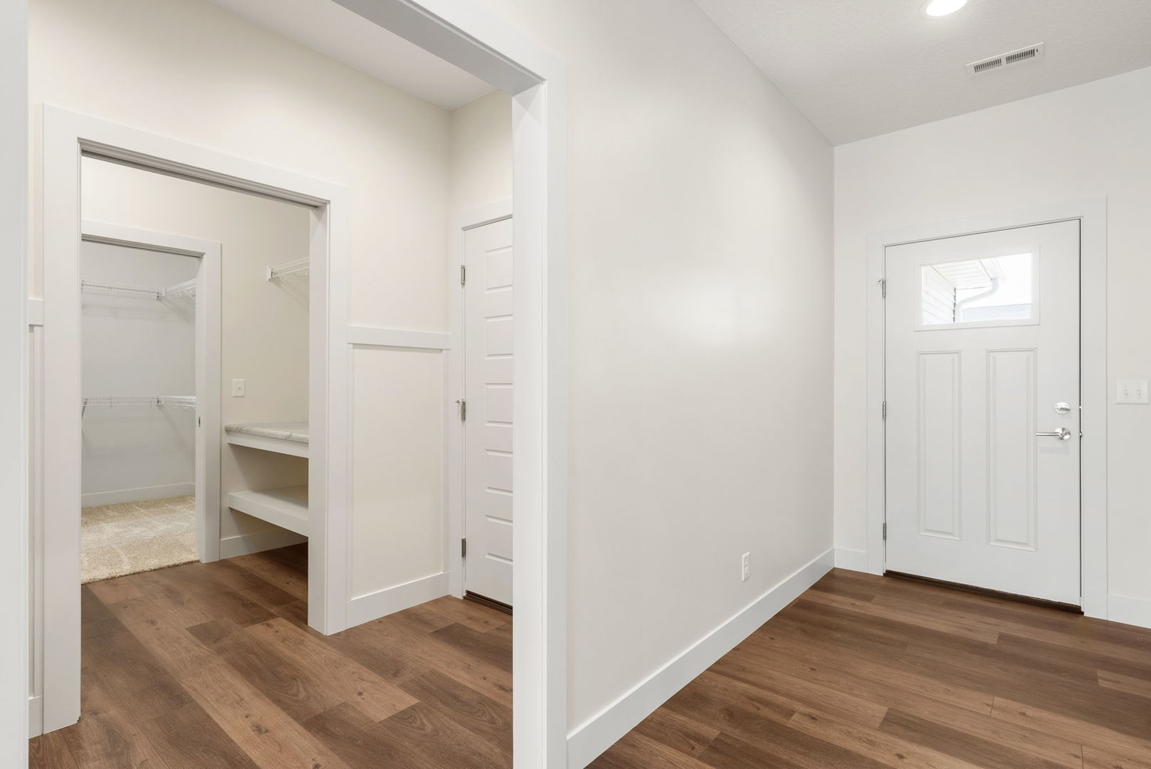 5 FRANK Court