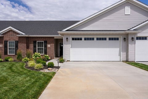 Photo of 5 FRANK Court, Leclaire, IA 52753 (MLS # 12550640)