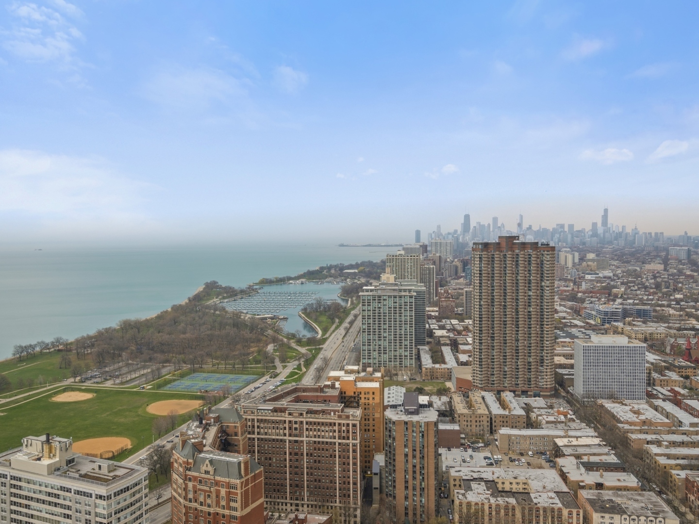 655 W IRVING PARK Road 4417