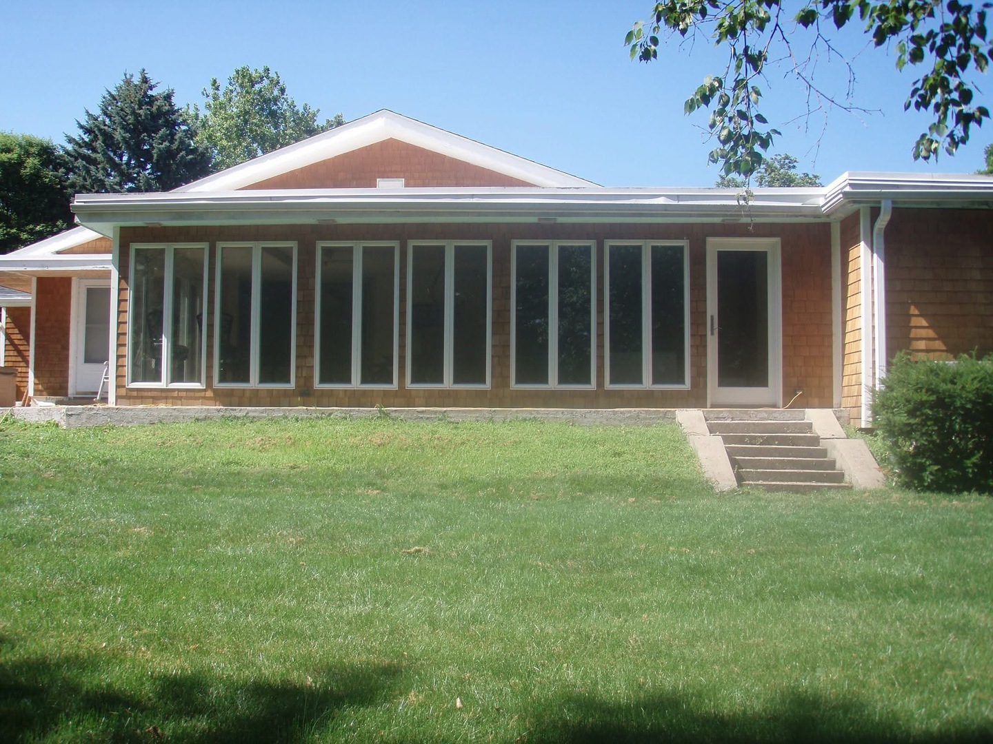 22 Greencroft Drive