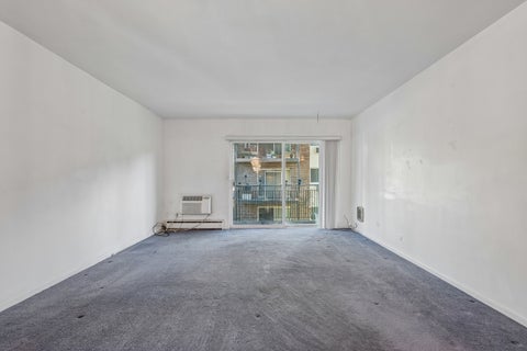 Tiny photo for 6359 N Ridge Avenue #206, Chicago, IL 60660 (MLS # 12703690)