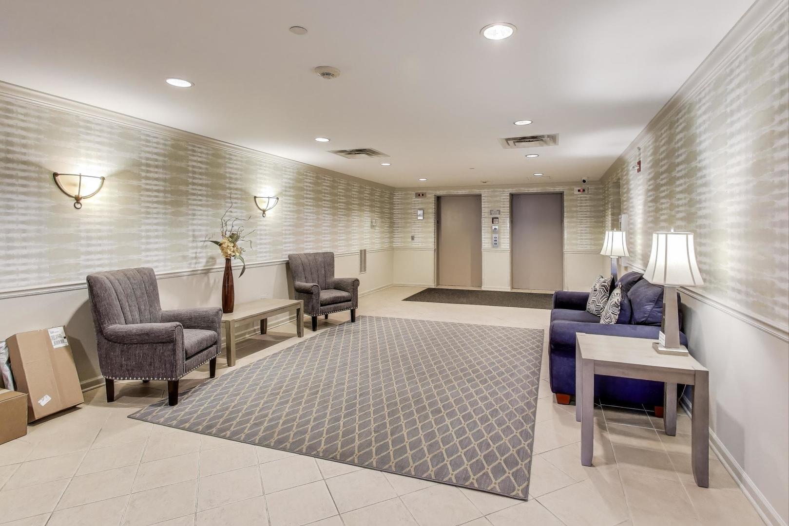 131 W Adelaide Street 309