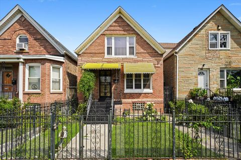 Tiny photo for 3546 W Hirsch Street, Chicago, IL 60651 (MLS # 12447049)