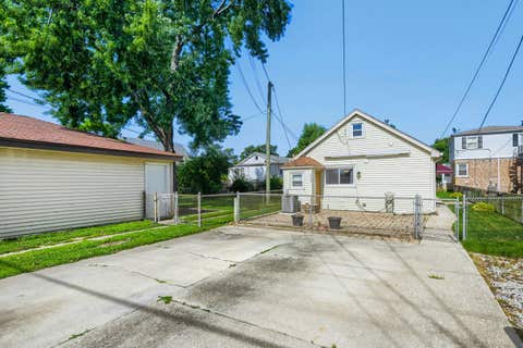 Tiny photo for 4142 Oak Park Avenue, Stickney, IL 60402 (MLS # 12685542)