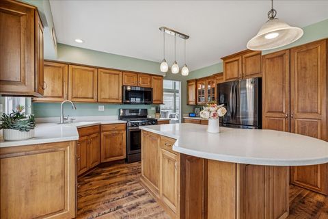 Tiny photo for 6 Morningside Court, Lake In The Hills, IL 60156 (MLS # 12546450)