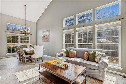 Tiny photo for 6 Morningside Court, Lake In The Hills, IL 60156 (MLS # 12546450)