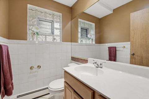 Tiny photo for 814 N GREENWOOD Avenue, Park Ridge, IL 60068 (MLS # 12633676)