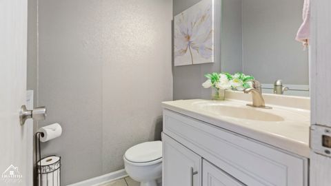 Tiny photo for 2870 Dorothy Drive, Aurora, IL 60504 (MLS # 12450441)