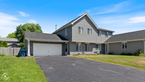Tiny photo for 2870 Dorothy Drive, Aurora, IL 60504 (MLS # 12450441)